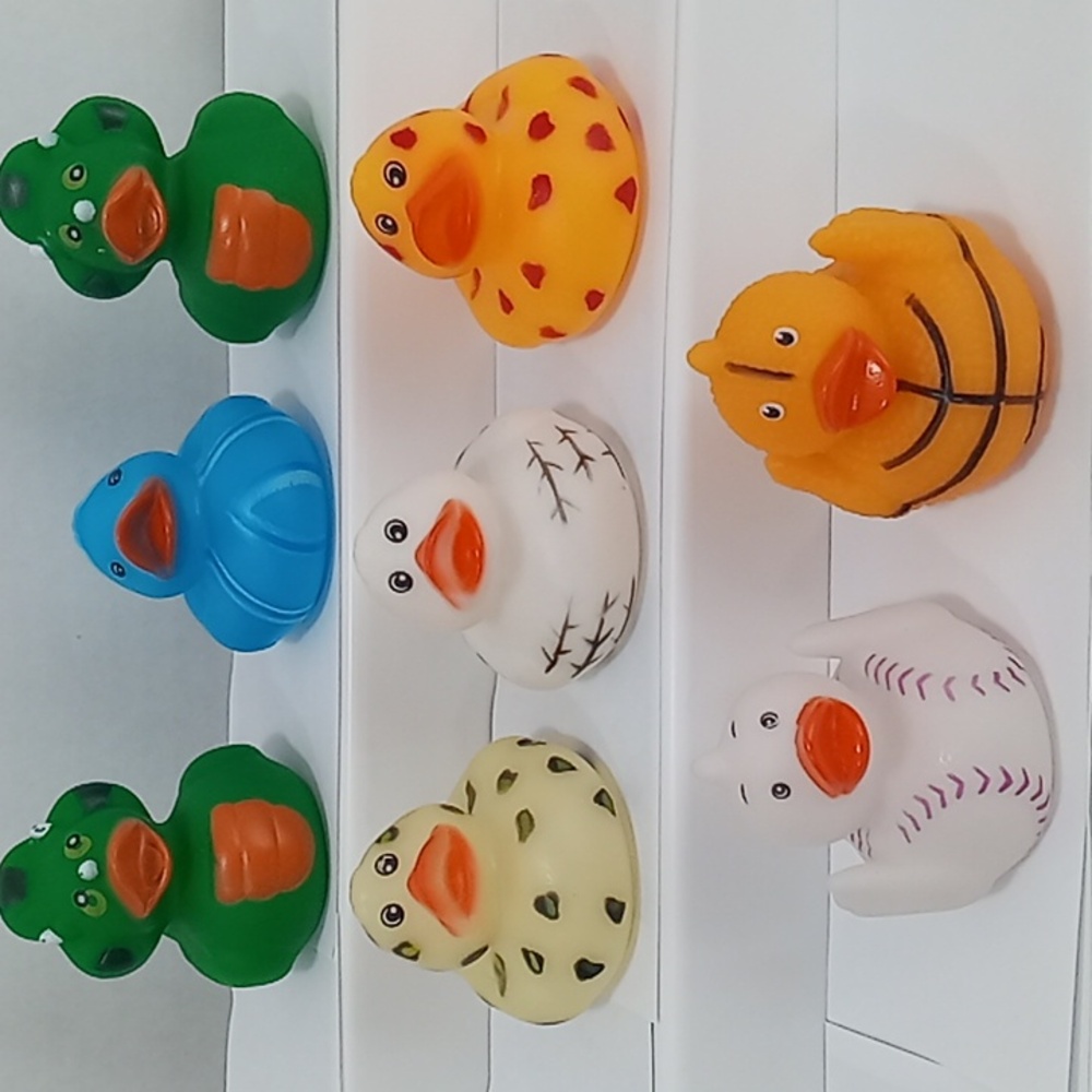 REDEMPTION PLUS RUBBER DUCK COLLECTION - Picture 2 of 7